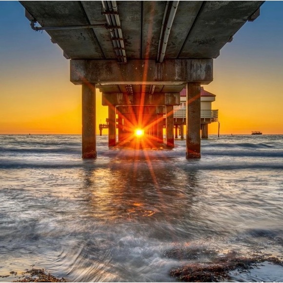 STARKKISS here… like this listing to be notified when I go live 🖤⭐️🖤 - Picture 7 of 15